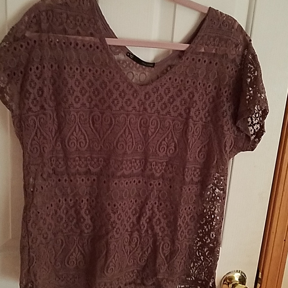 Nwot plum lace top